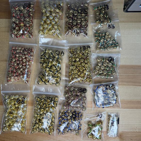 970 pcs, 6mm 8mm Gold Plated Filigree Rhinestone Crystal Beads, See Description - Picture 8 of 11